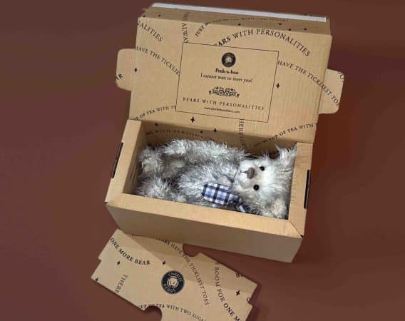 The Packaging Behind the Charlie Bears Charm _ Production Packaging_0003_extend background
