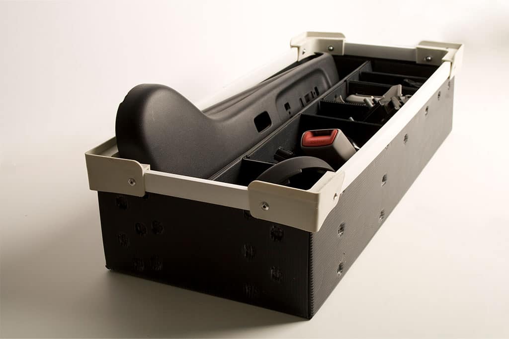 Cracked Boxes, Damp Deliveries & Winter Packaging Woes_0000_Tote bin with product