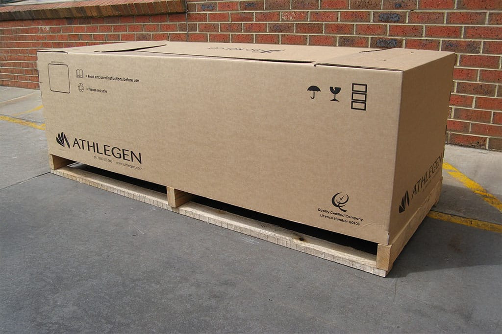 Cracked Boxes, Damp Deliveries & Winter Packaging Woes_0002_extend background 2