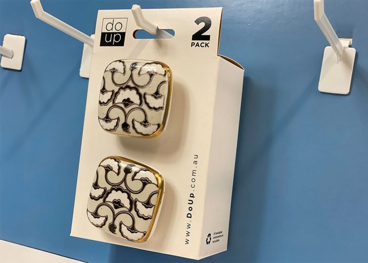 hangsehll retail box